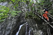 Неделен преход до водопад Боров камък