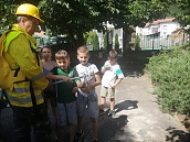Деца от село Паволче в открит урок „Да опазим нашата гора от пожари“